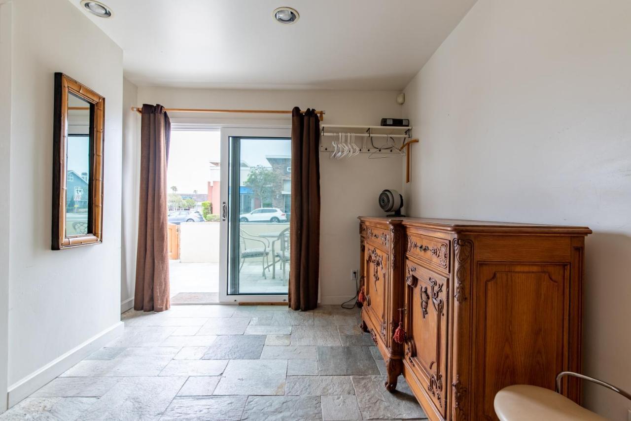 Newport Beach House 1 Block From The Beach Free Pickleball Courts And 5 Beach Cruisers エクステリア 写真